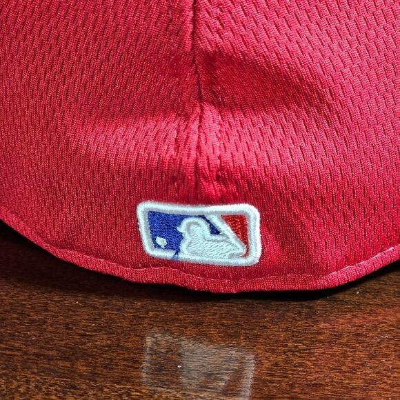 New Era MLB Phillies Fitted Hat Cap 7 7/8 Red Blue 59Fifty Bating Practice New - Picture 12 of 16